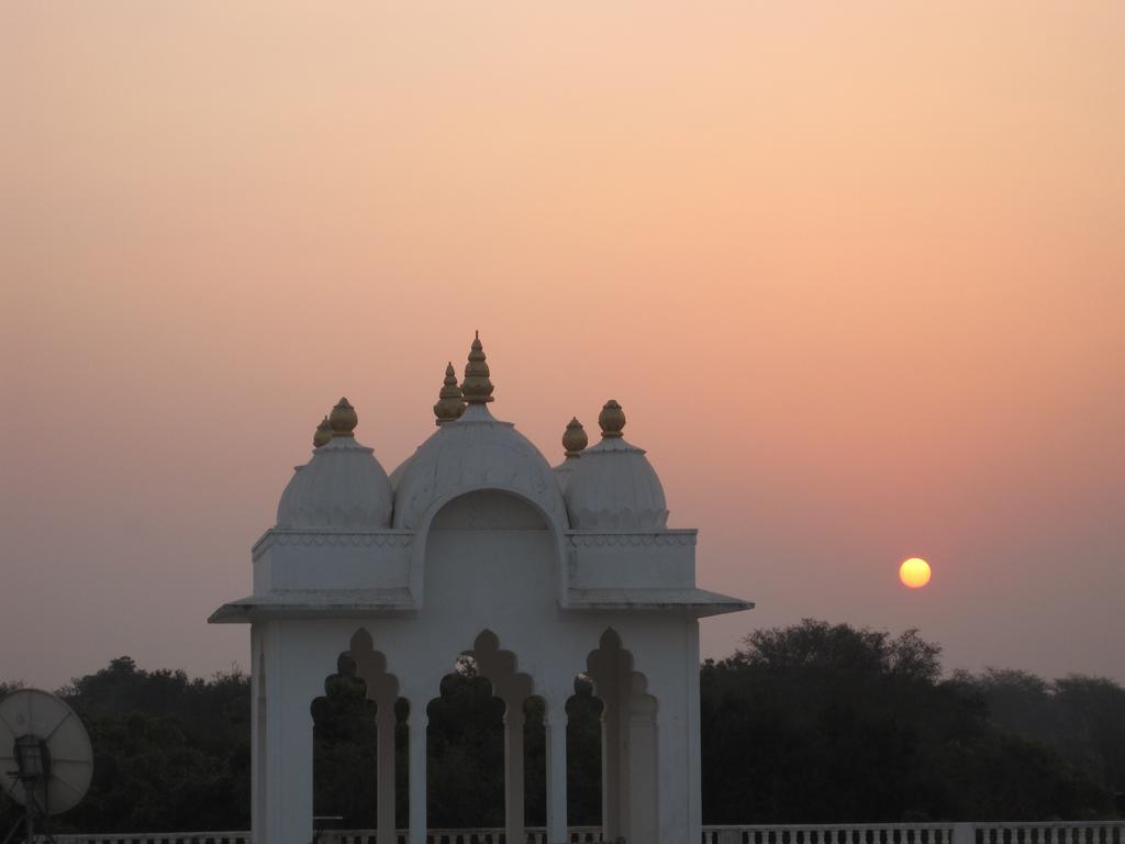 Savista Retreat Hotel Jaipur Luaran gambar