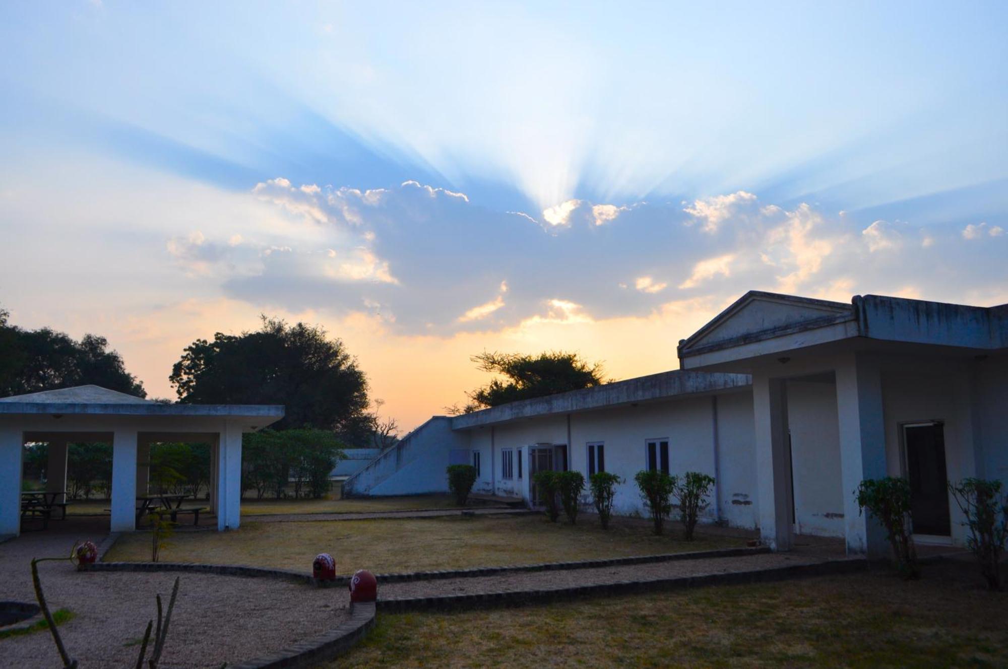 Savista Retreat Hotel Jaipur Luaran gambar